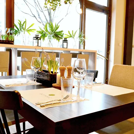 Apartamenty Residence Aparthotel شقة فندقية 3*