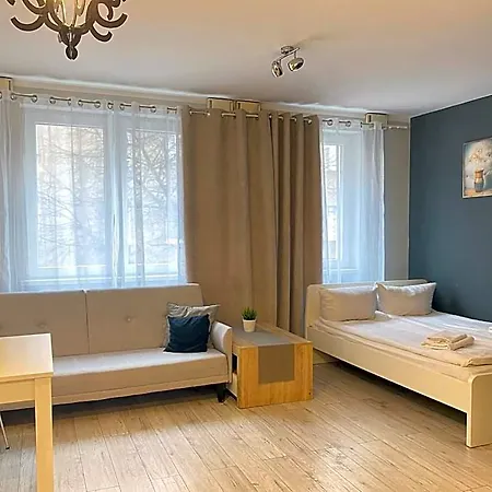 מלון דירות Apartamenty Residence Aparthotel שצ'צ'ין