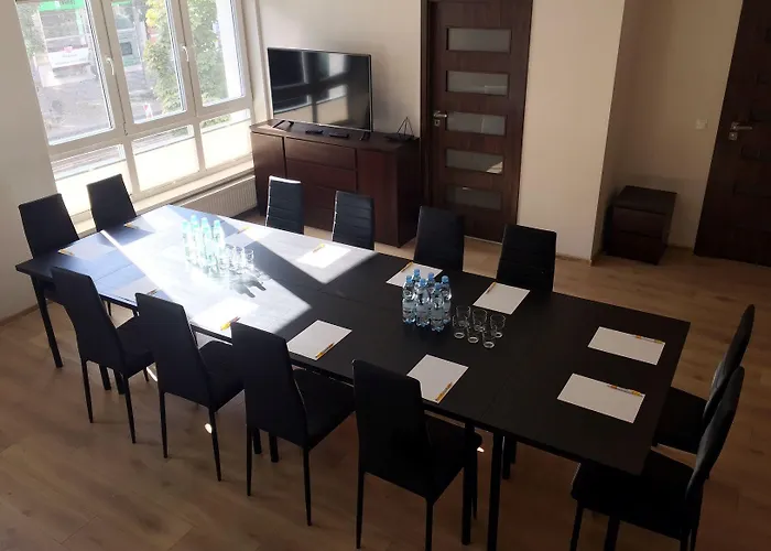 מלון דירות Apartamenty Residence Aparthotel שצ'צ'ין